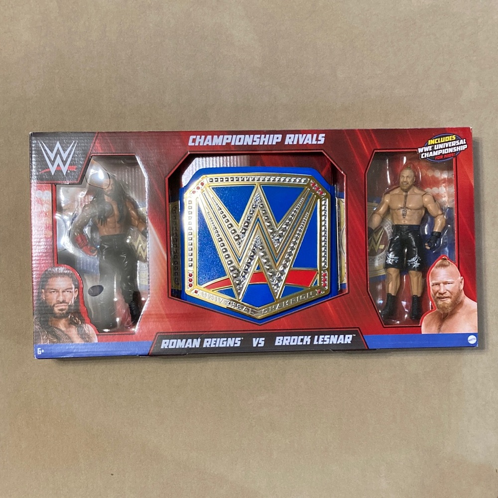 WWE Championship Rivals Belt and Figures Set - Roman Reigns and Brock Lesnar